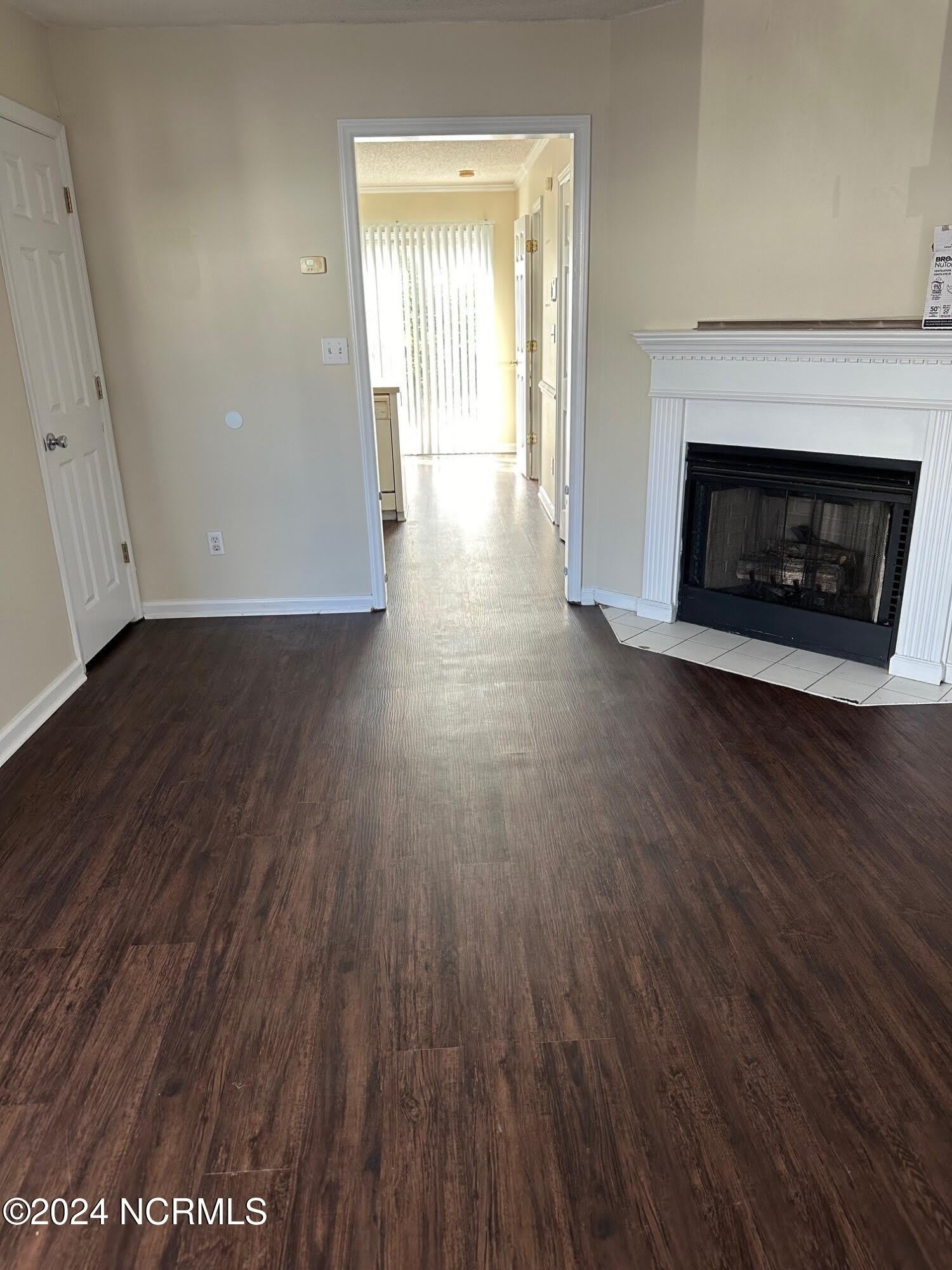 3935 Sterling Pointe Drive – photo 4