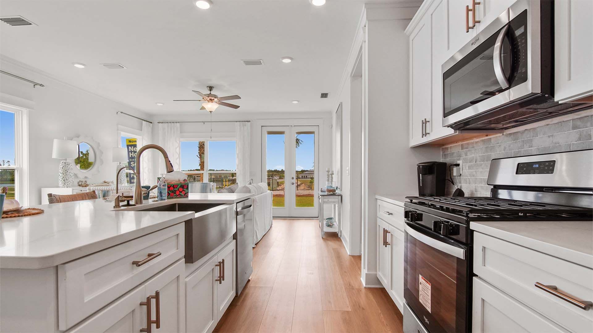 New Construction 4 Bedroom In Breakfast Point – photo 4