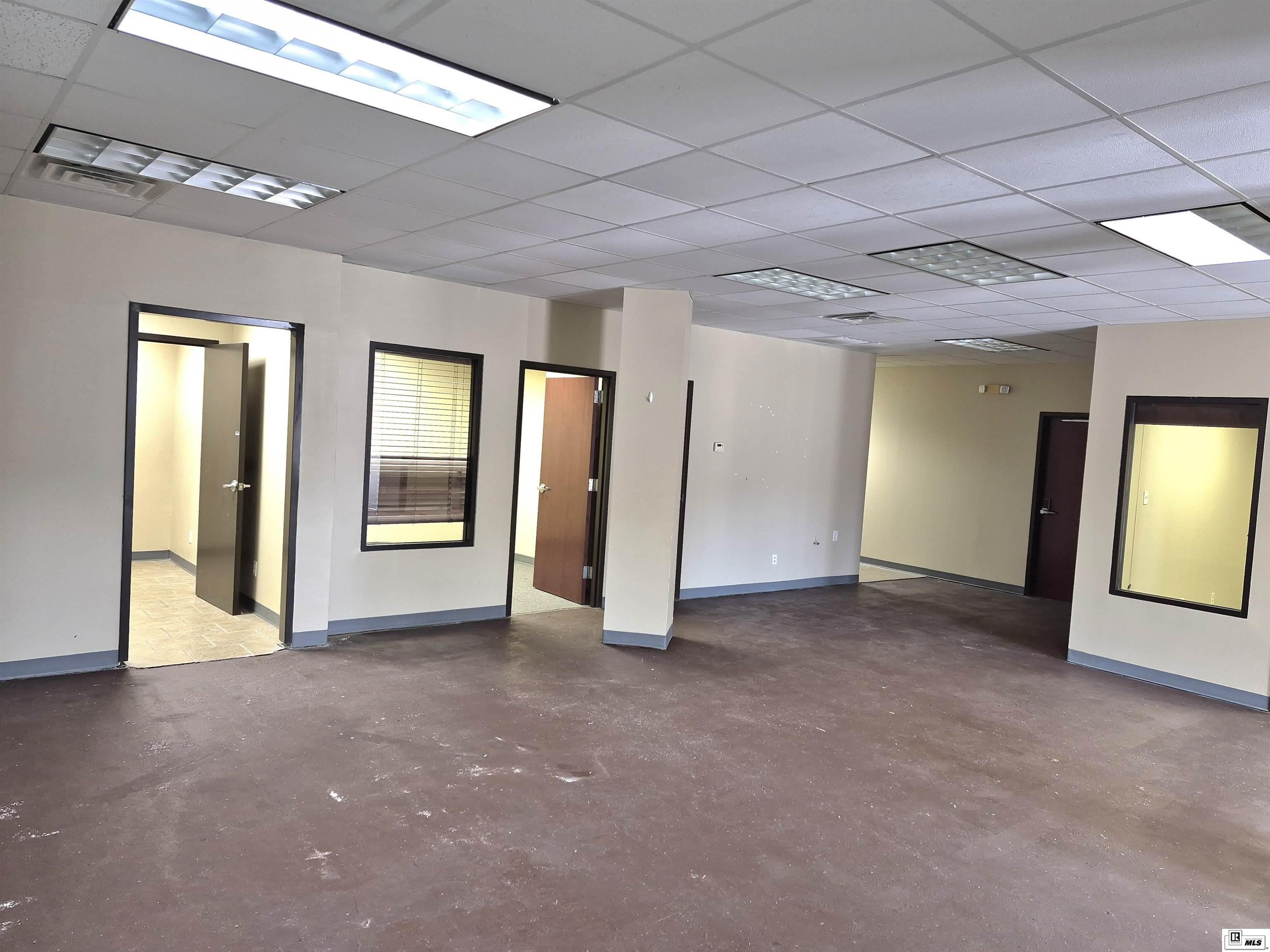 639 E MADISON AVENUE – photo 3