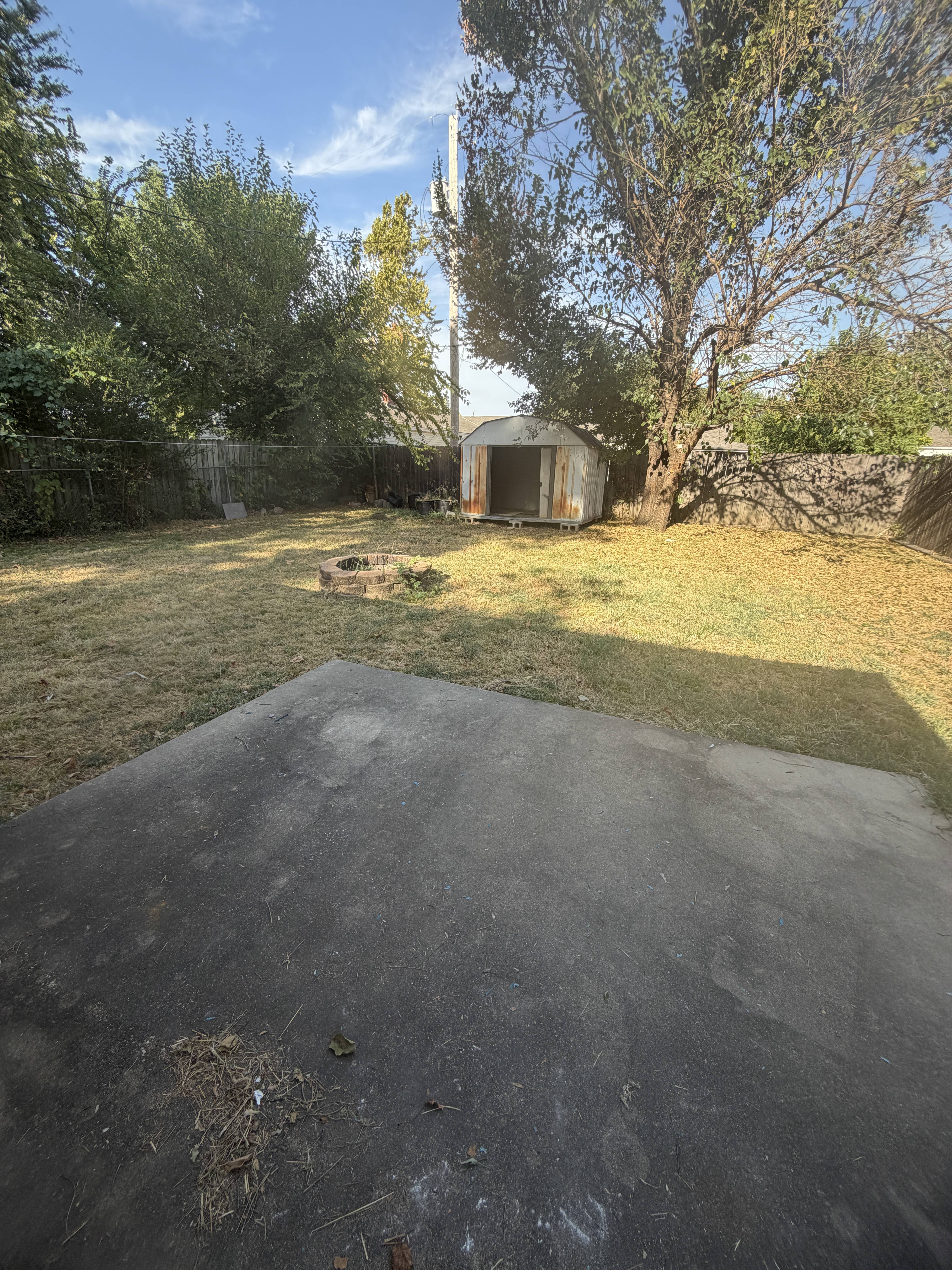 219 S Hereford Ave – photo 4