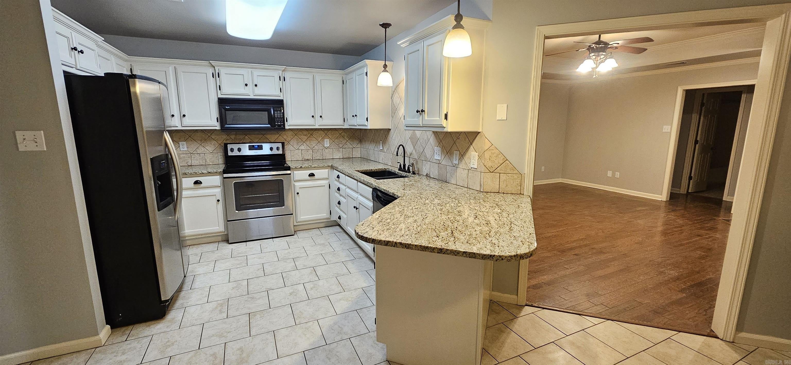 128 Plumdale Drive – photo 5