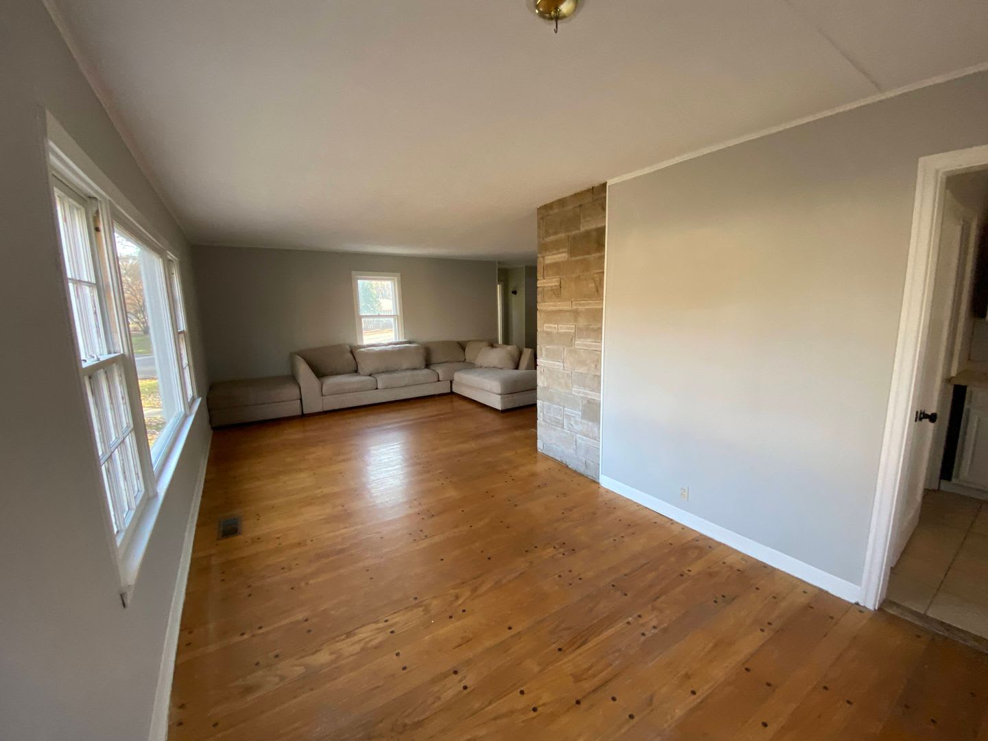 900 Bellepark Drive – photo 4