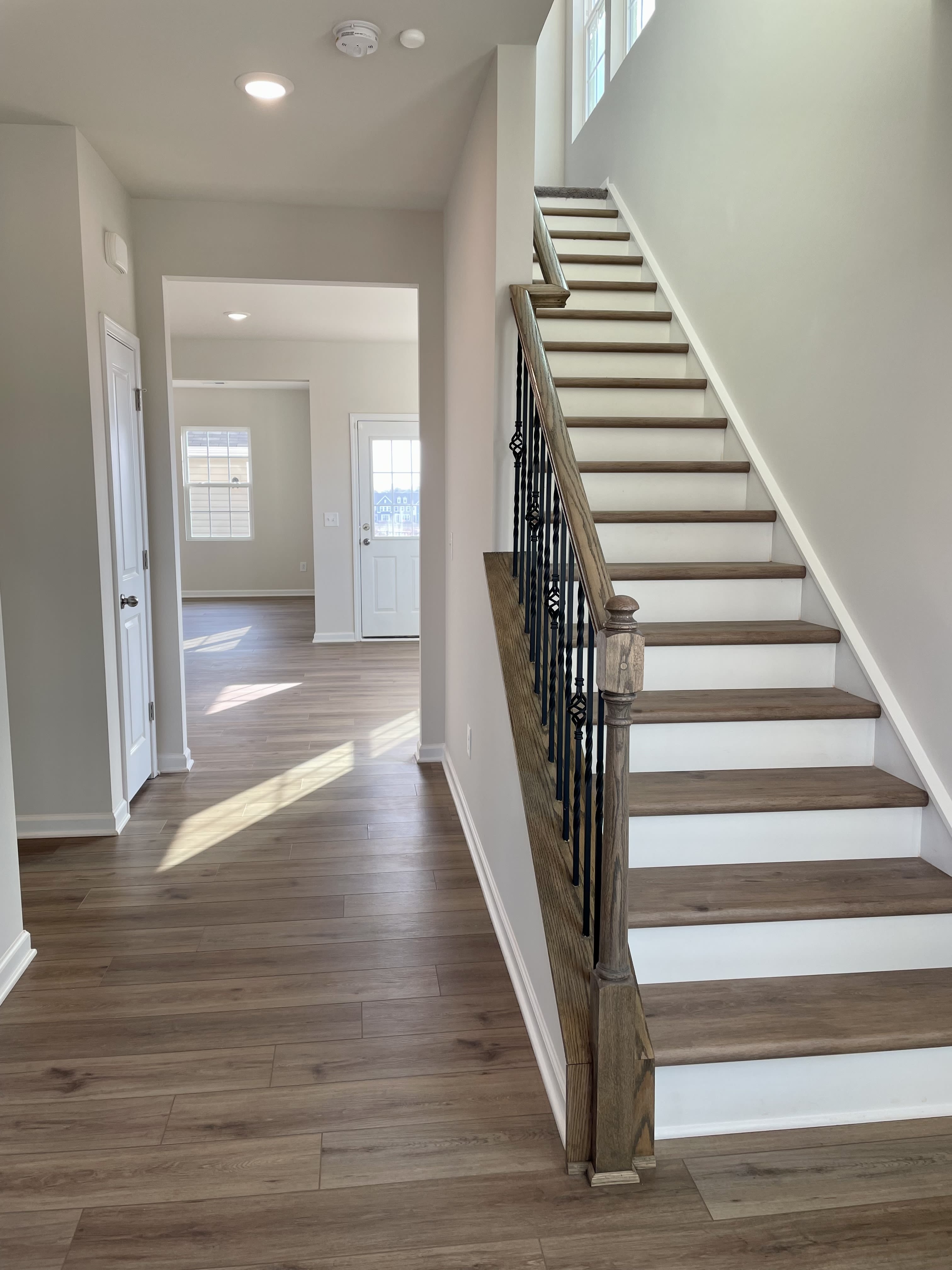 15623 Country House Street – photo 5