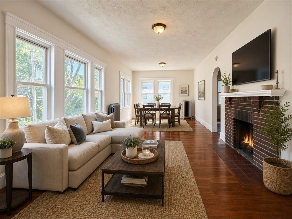 61 Westchester Rd – photo 3
