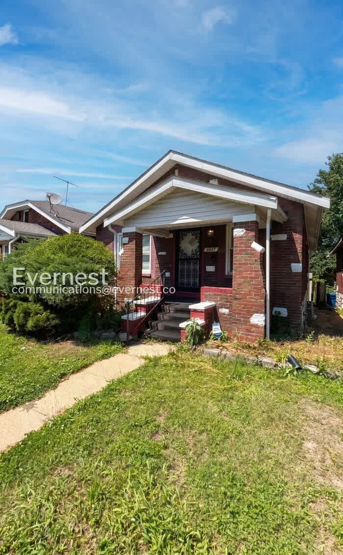 4847 Calvin Avenue – photo 1
