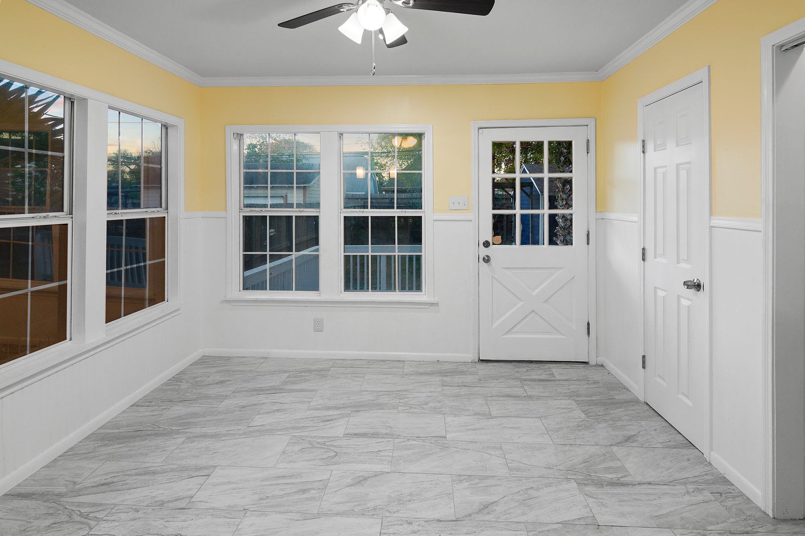 3 Bedroom 1.5 Bath Home just blocks from Ocean Drive – photo 1