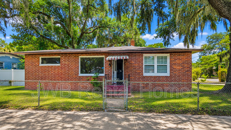 4305 Springfield Blvd – photo 1