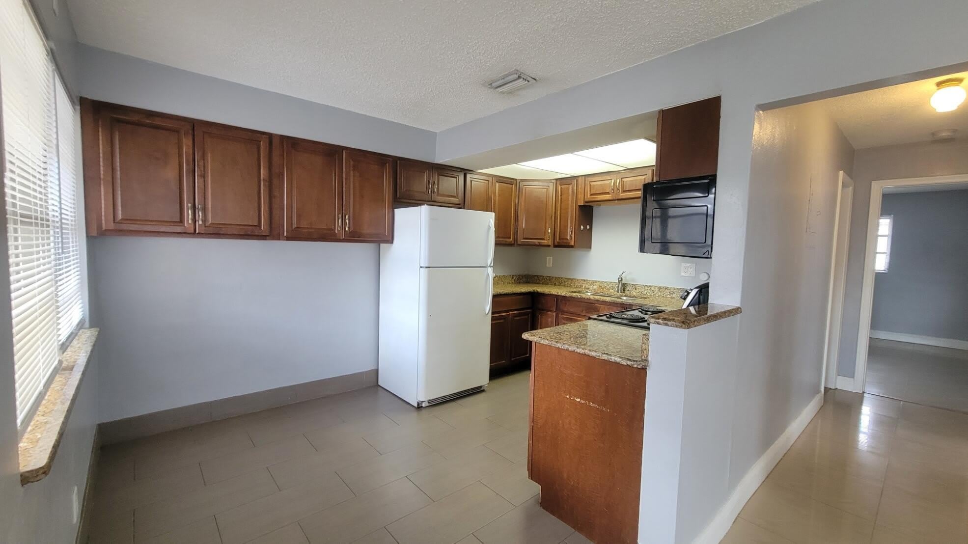 1821 NE 56th Street – photo 5