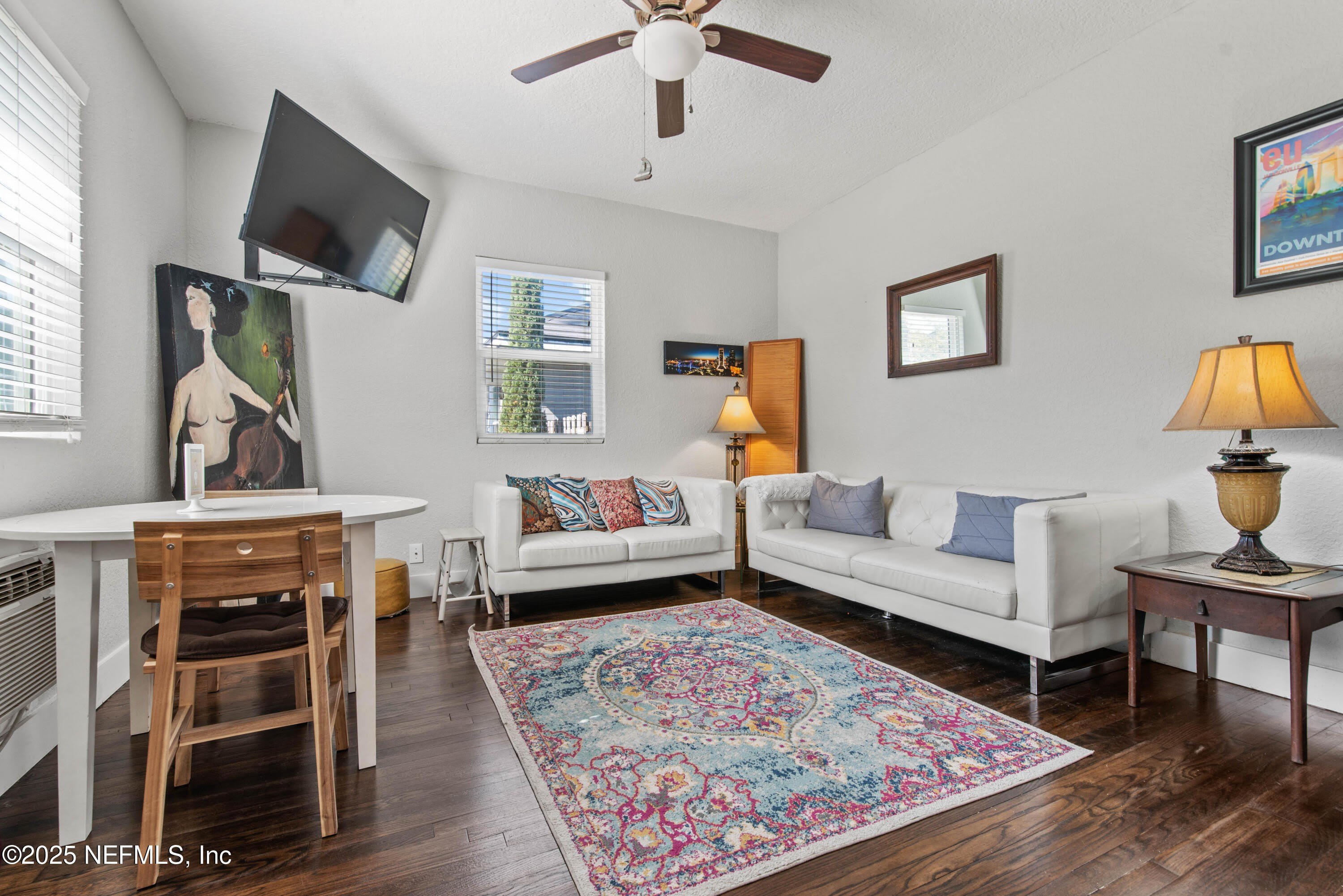 909 Cedar Street – photo 5