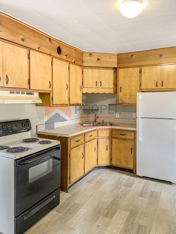 5614 Wayne Road – photo 2
