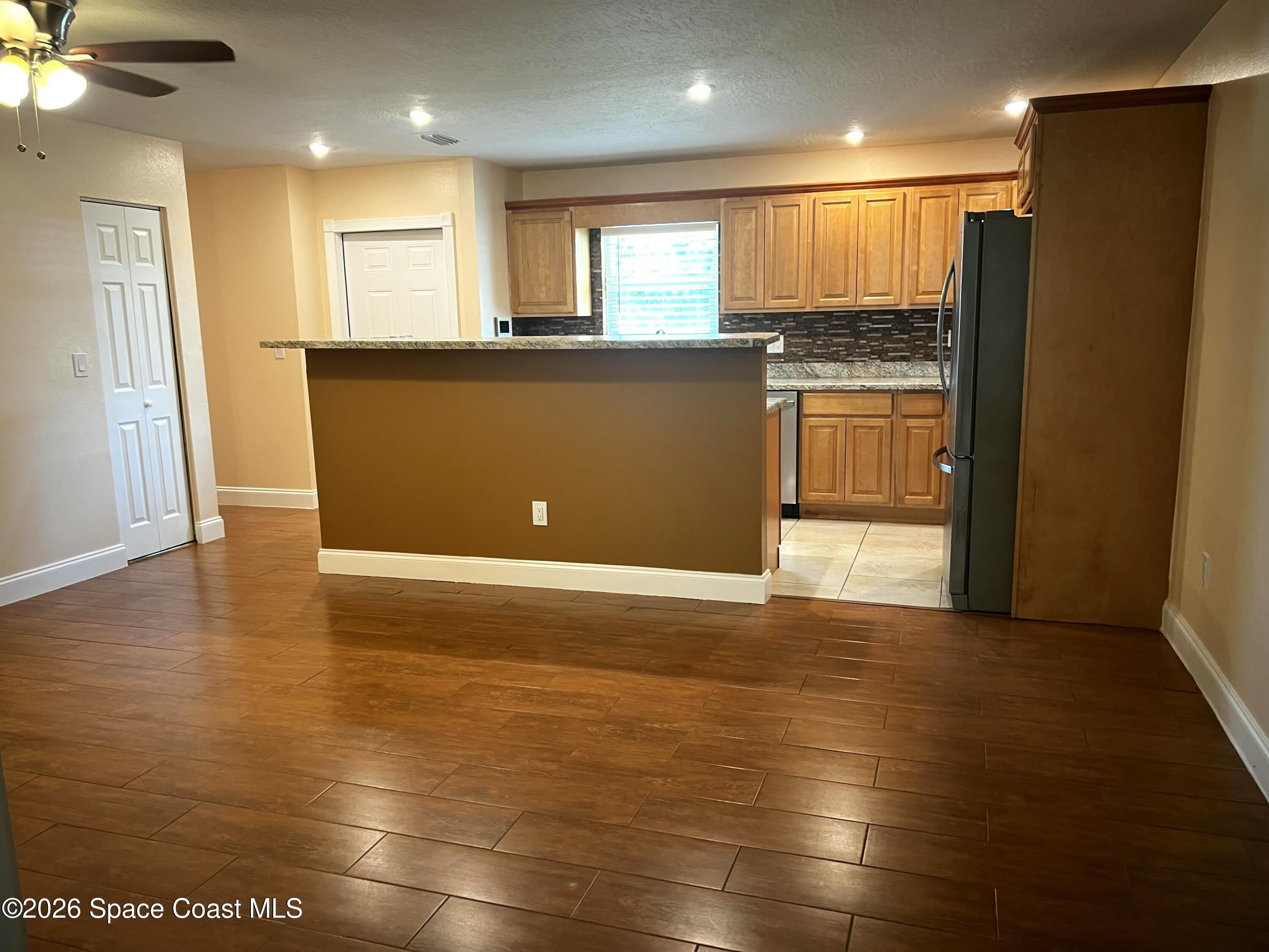 1298 Vandalia Avenue SE – photo 5