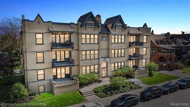 615 W Hancock – photo 1