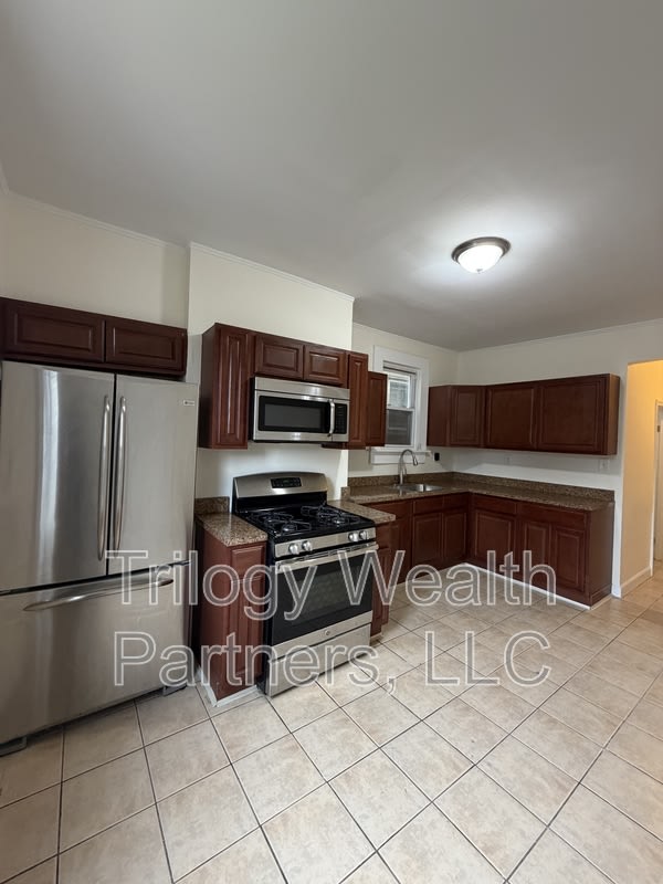 58 South 13th Street – photo 3