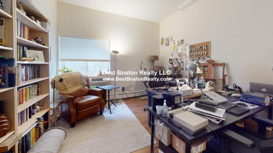 50 Craigie St. – photo 3