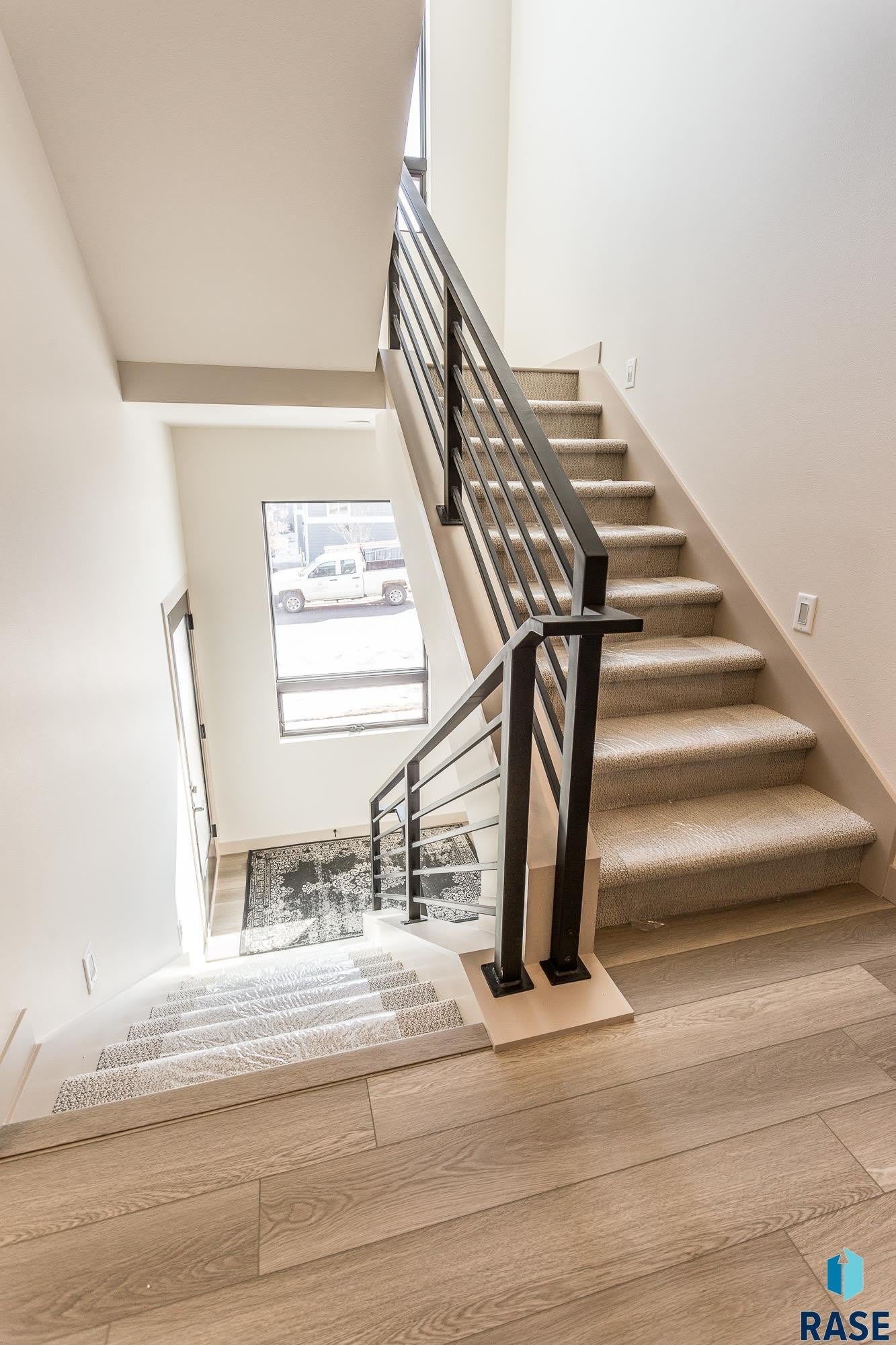 2803 S Terry Ave – photo 2