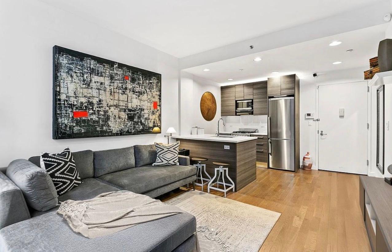 306 W 116th St Apt 1B – photo 1