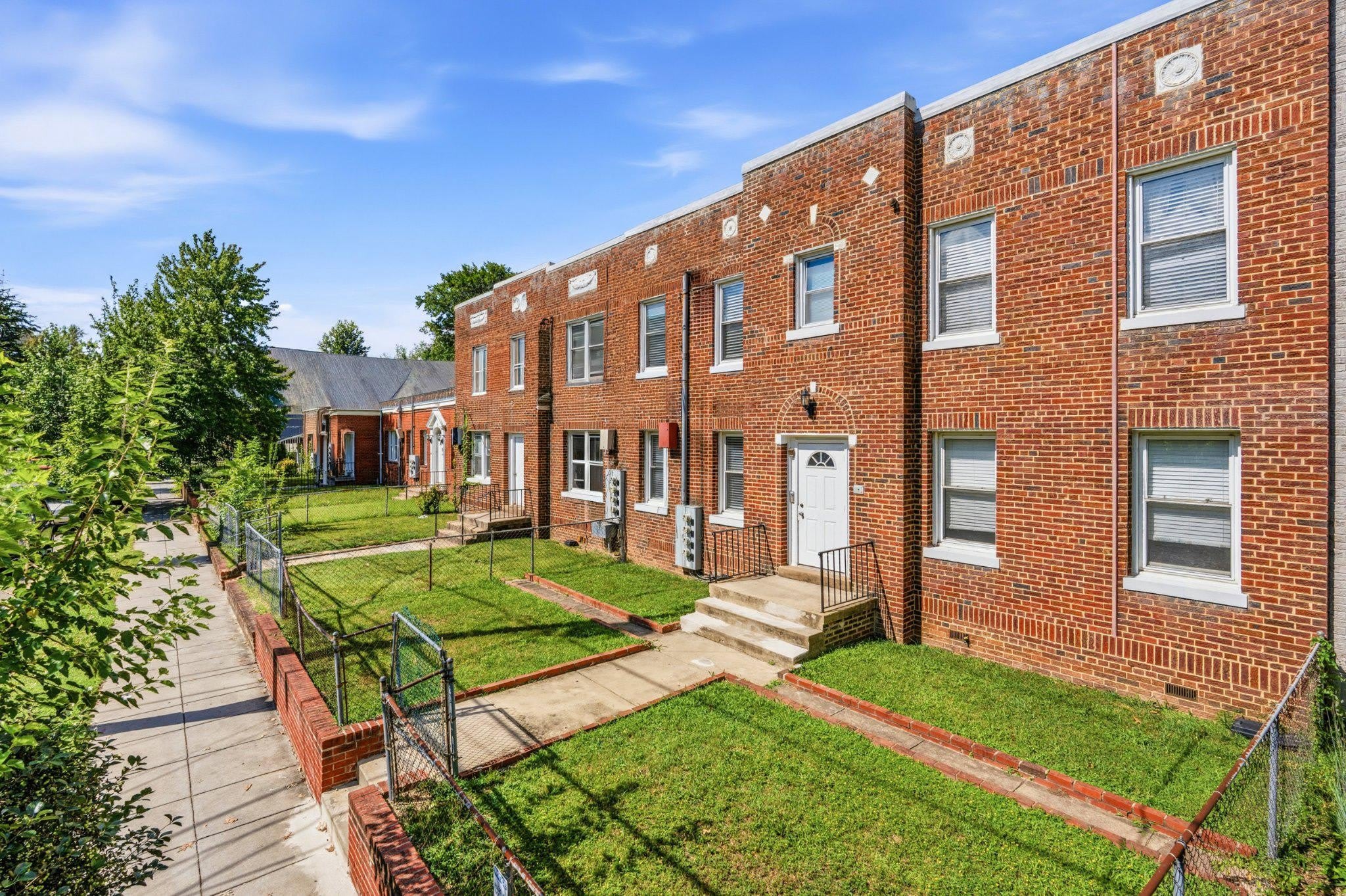 5324 4TH Street NW – photo 2