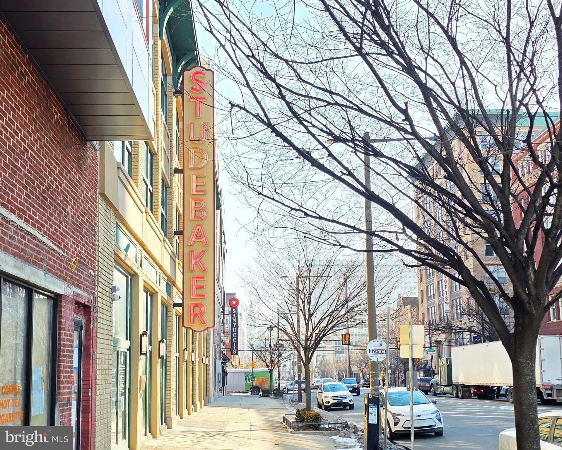 667 N BROAD Street – photo 2