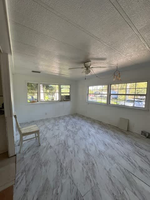 11367 Redbud Lane – photo 4