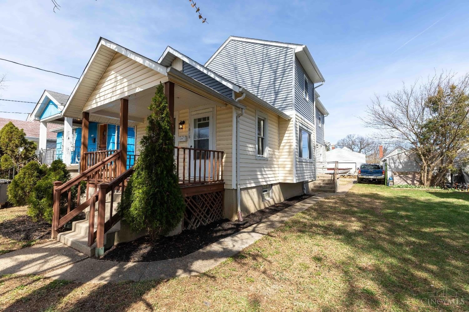 1818 Dallas Avenue – photo 2