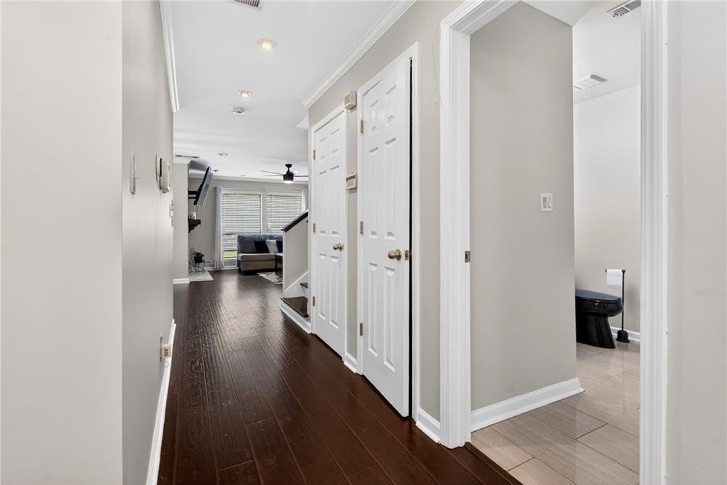 6393 Hawthorne Terrace – photo 5