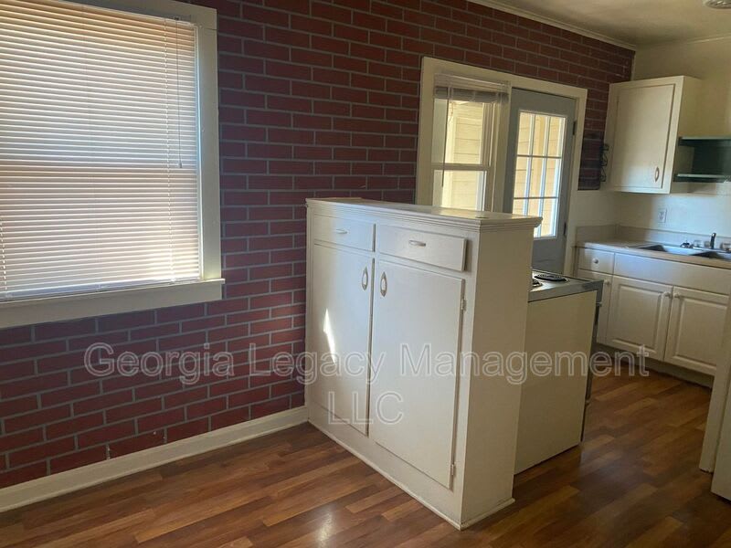 21 Andrews Court – photo 4