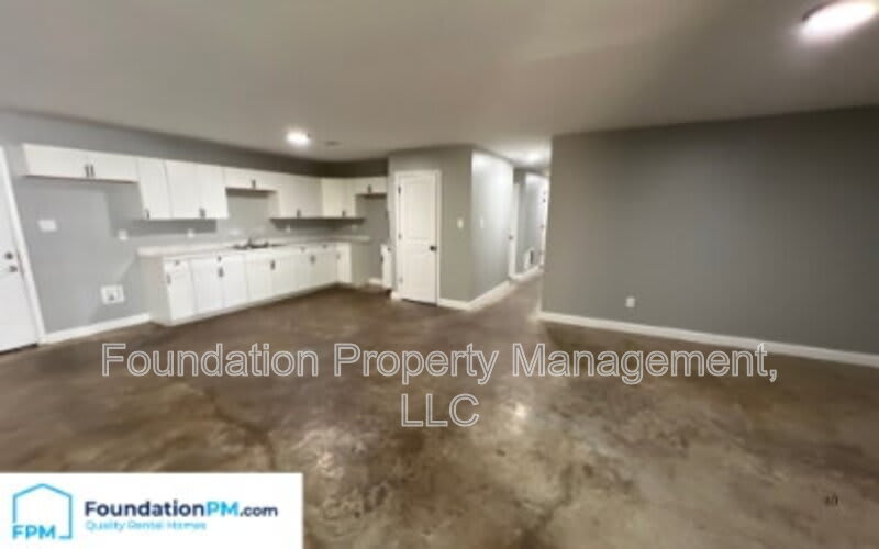 1273 Englewood Street – photo 3