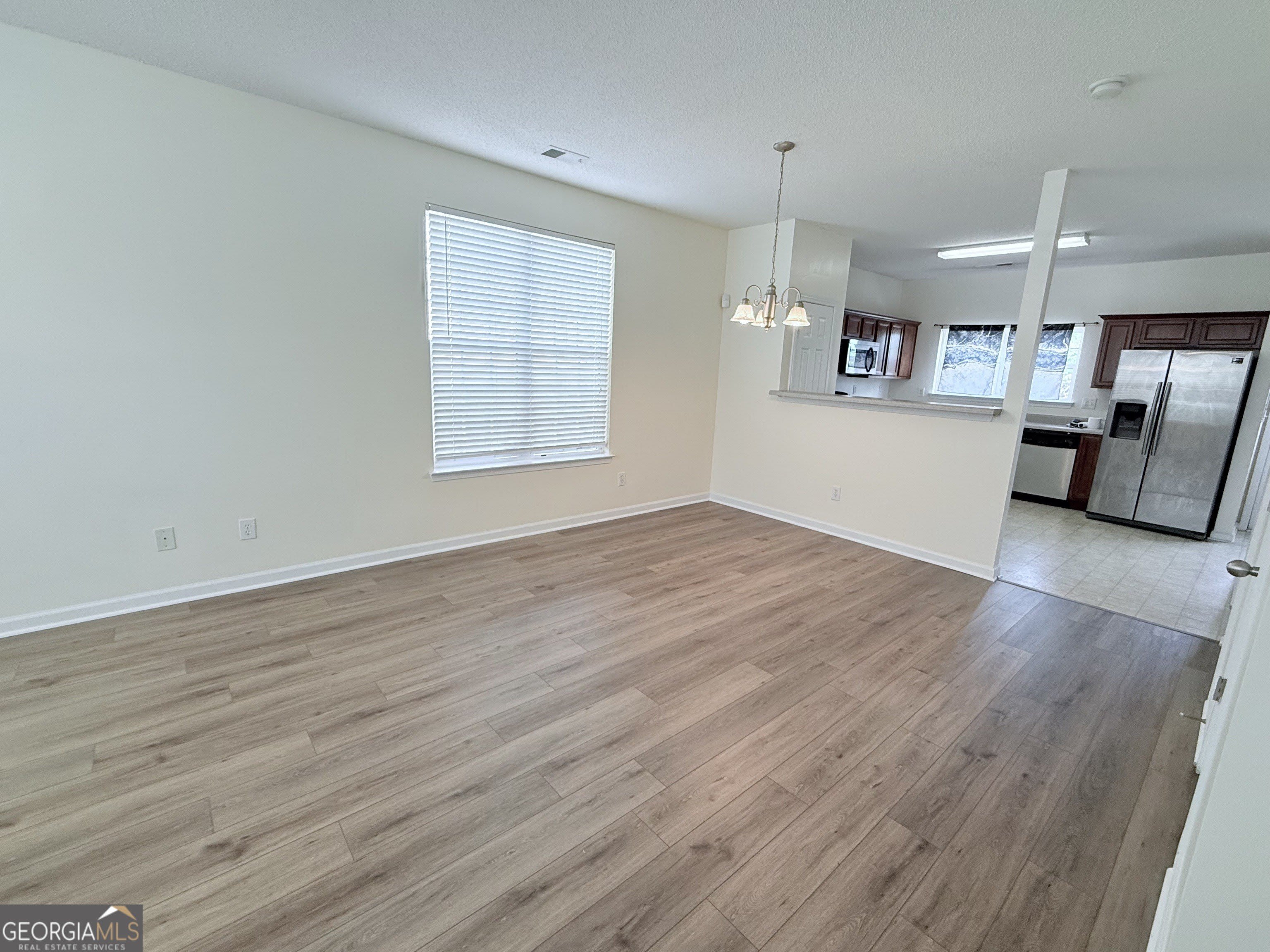 260 Commons Drive – photo 4