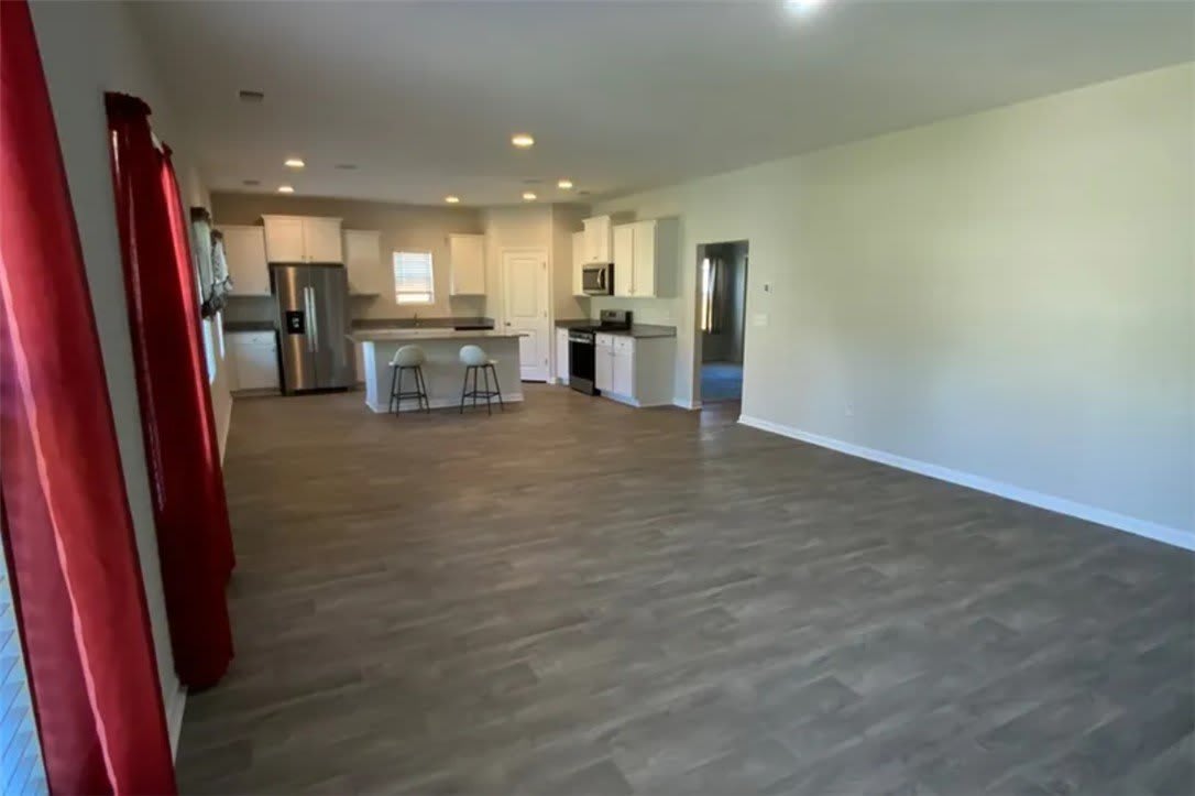 1044 Fairfield Drive – photo 5