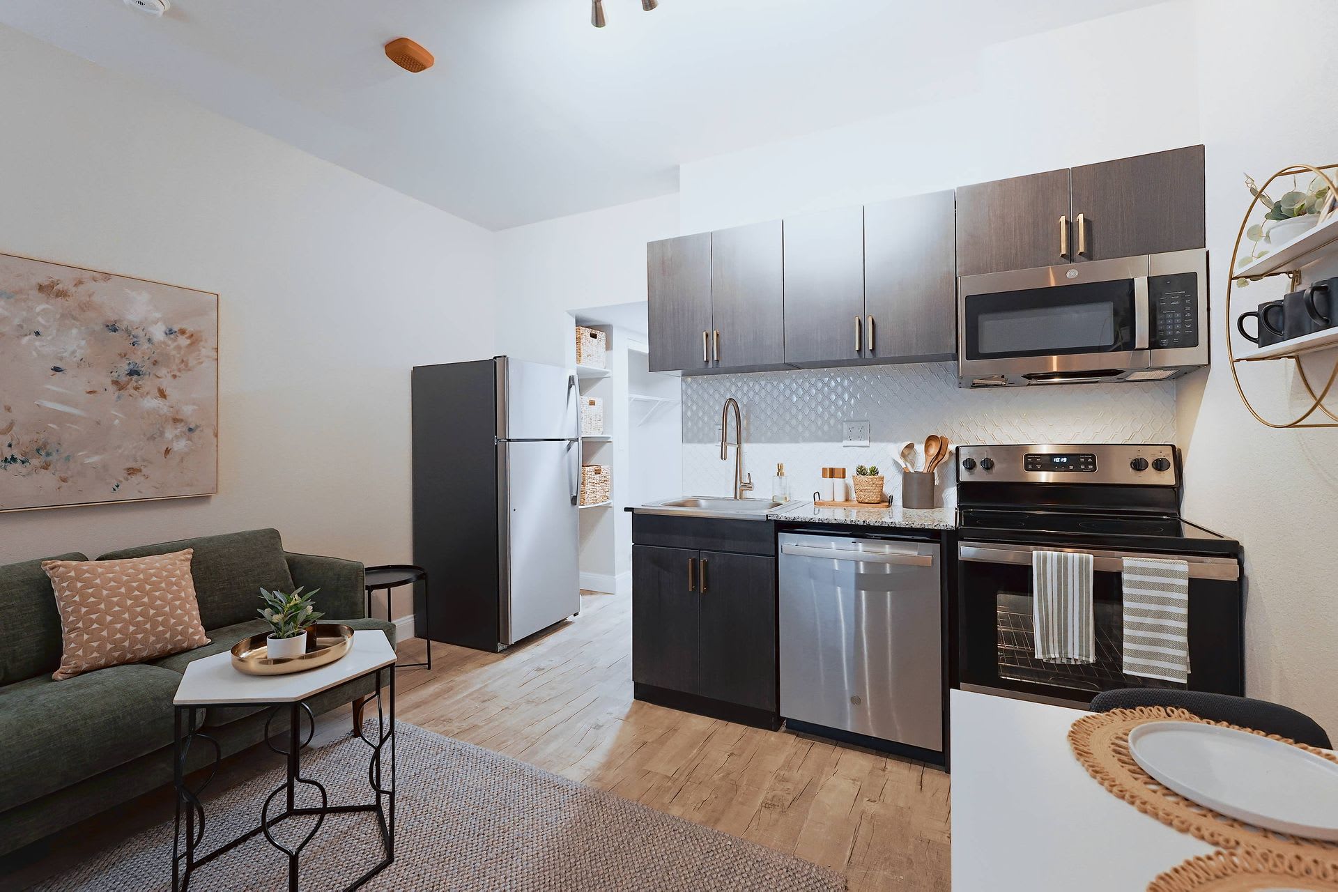 VEER Apartments – photo 4