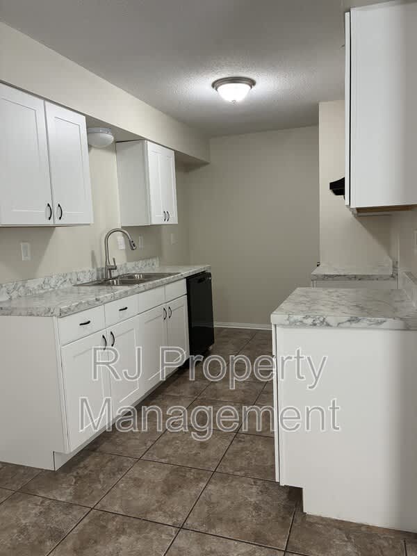 4350 Ann Arbor Ln – photo 4