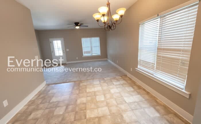 233 Union Station Drive – photo 3