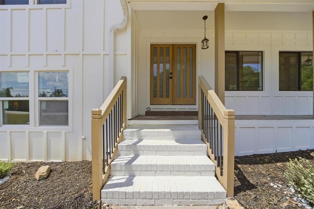 1073 Grayson Parkway – photo 3