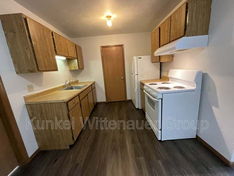 2611-E Sierra Drive – photo 5