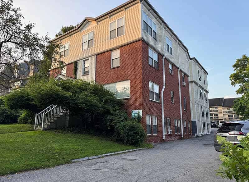 361 Pearl Street, Unit 5 – photo 1