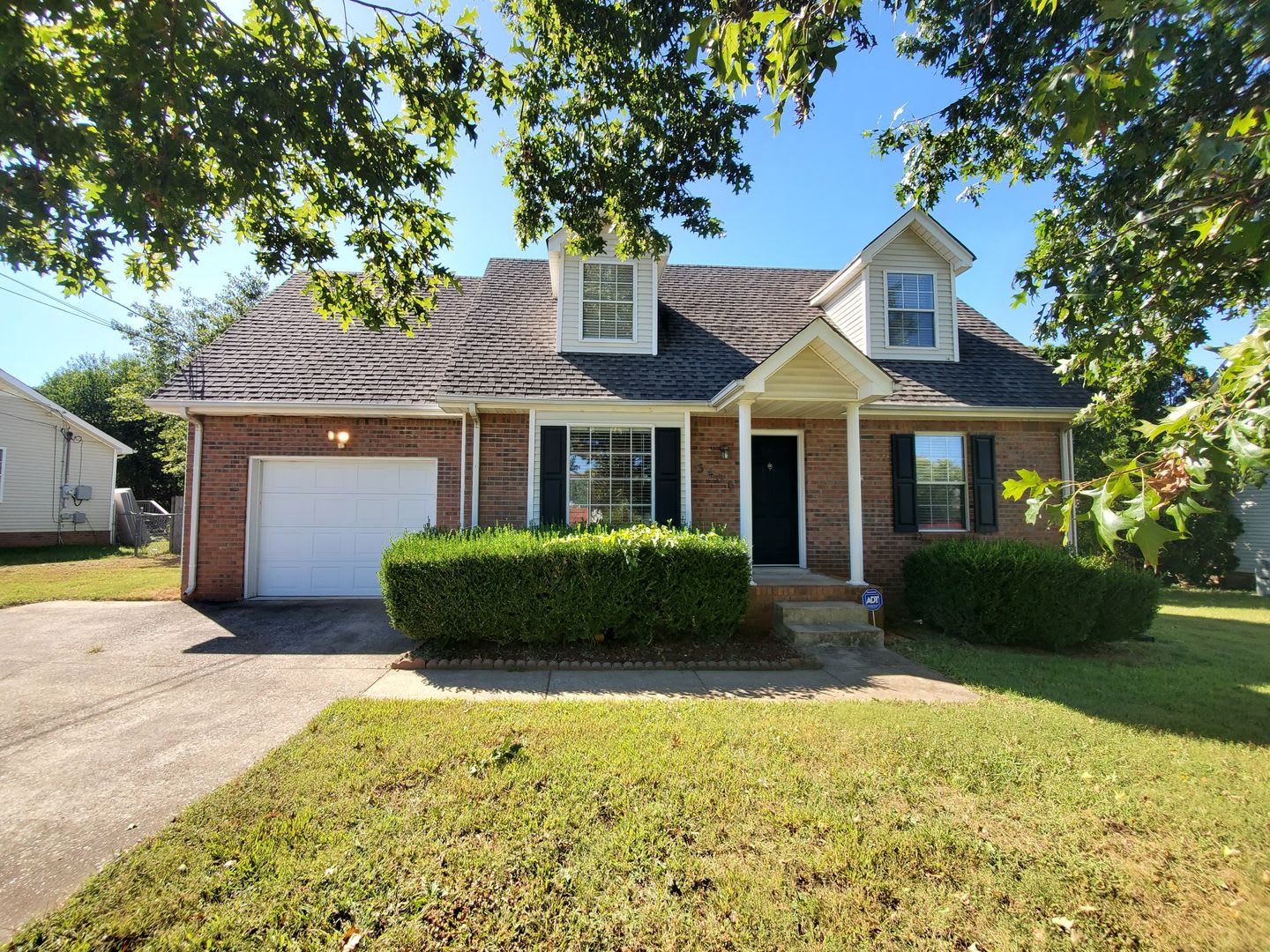 Charming Brick Home Near Westcreek Schools – photo 1