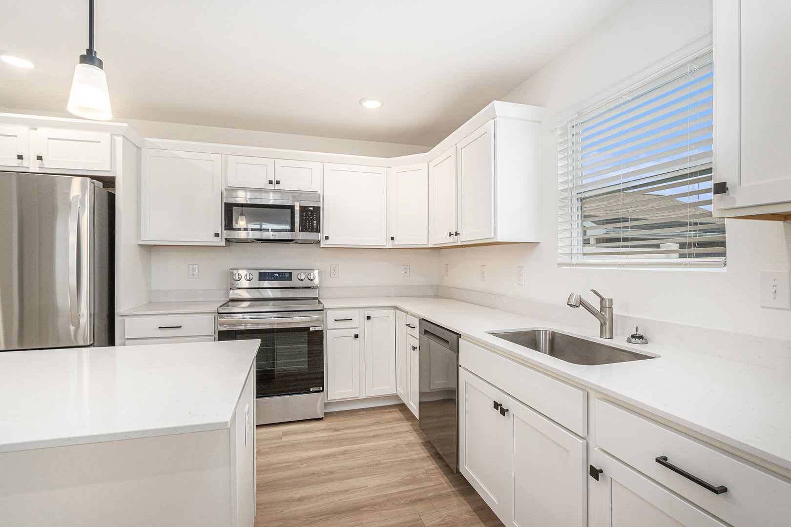6122 Aurelius Road – photo 3