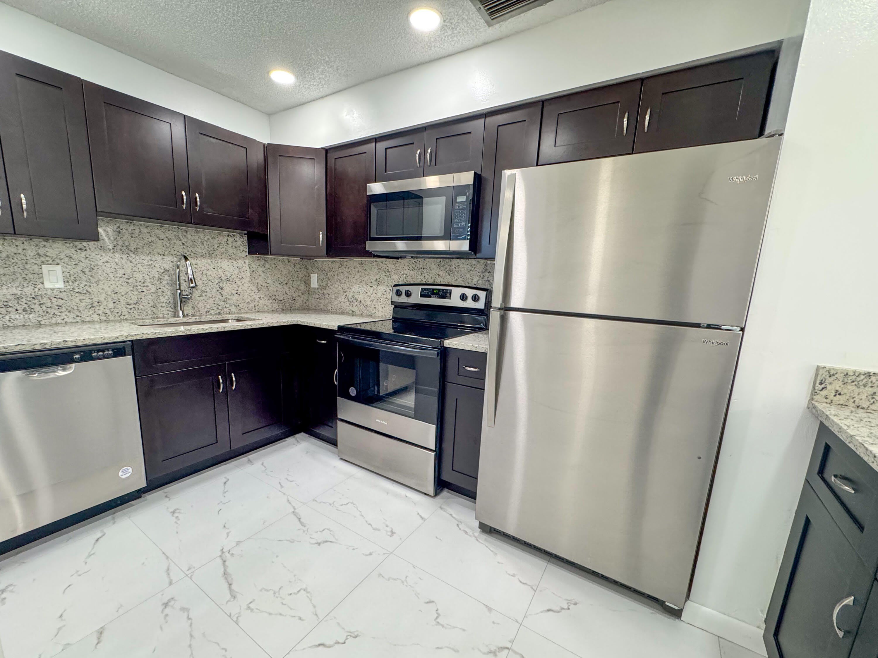 10687 Royal Palm Boulevard – photo 4