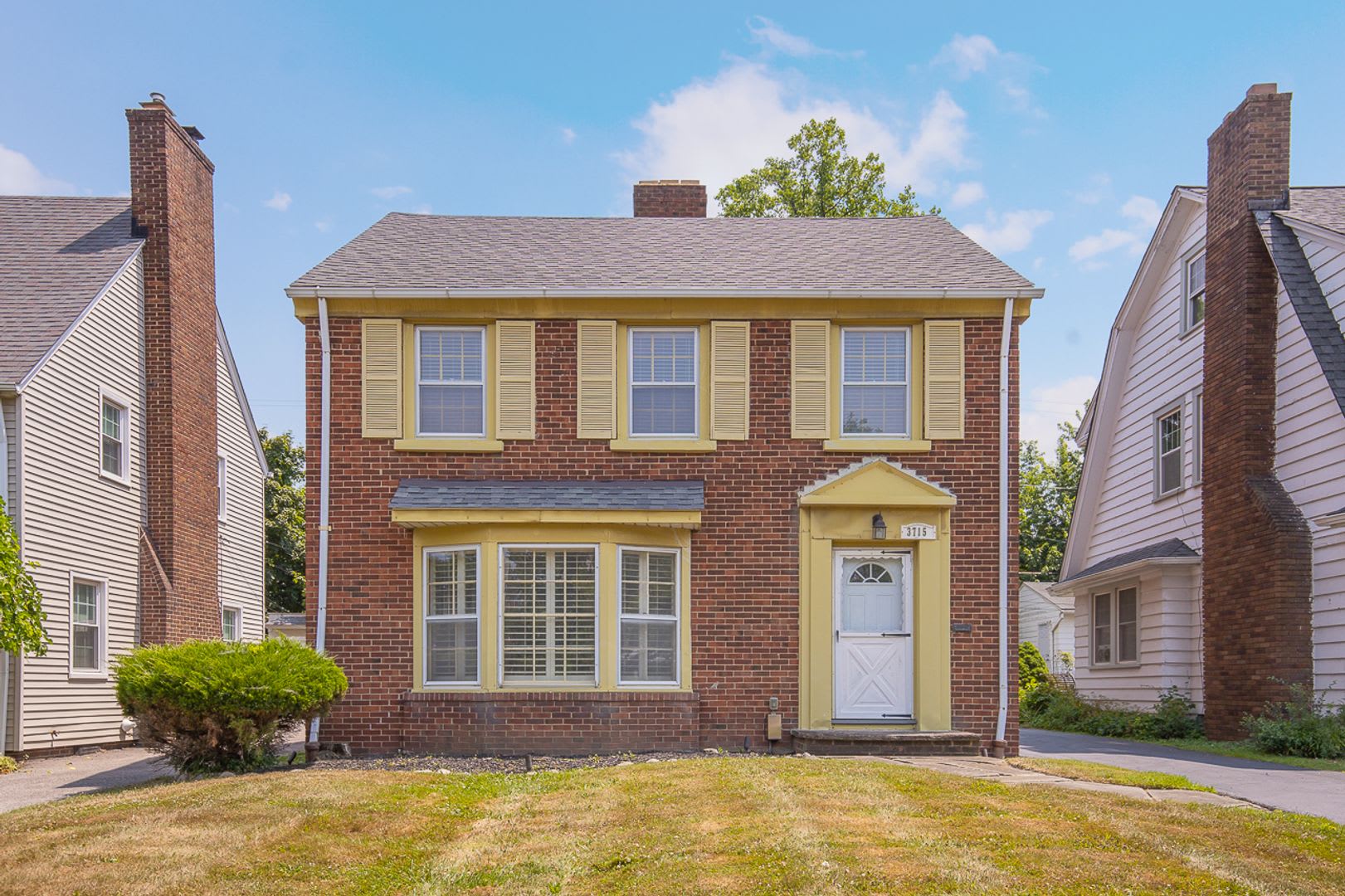 Charming 3 bedroom house Shaker Heights!! – photo 1