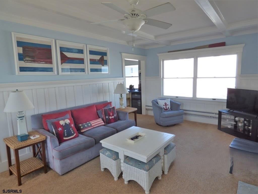 875 Stenton Pl – photo 2