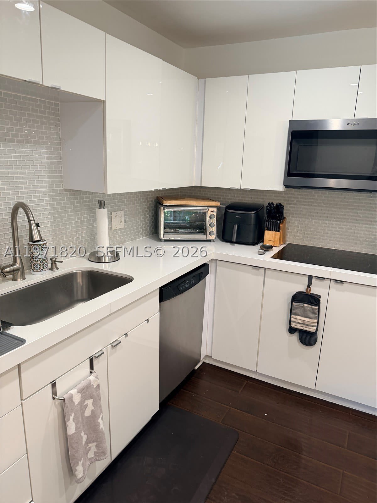 2857 N Palm Aire Dr – photo 5