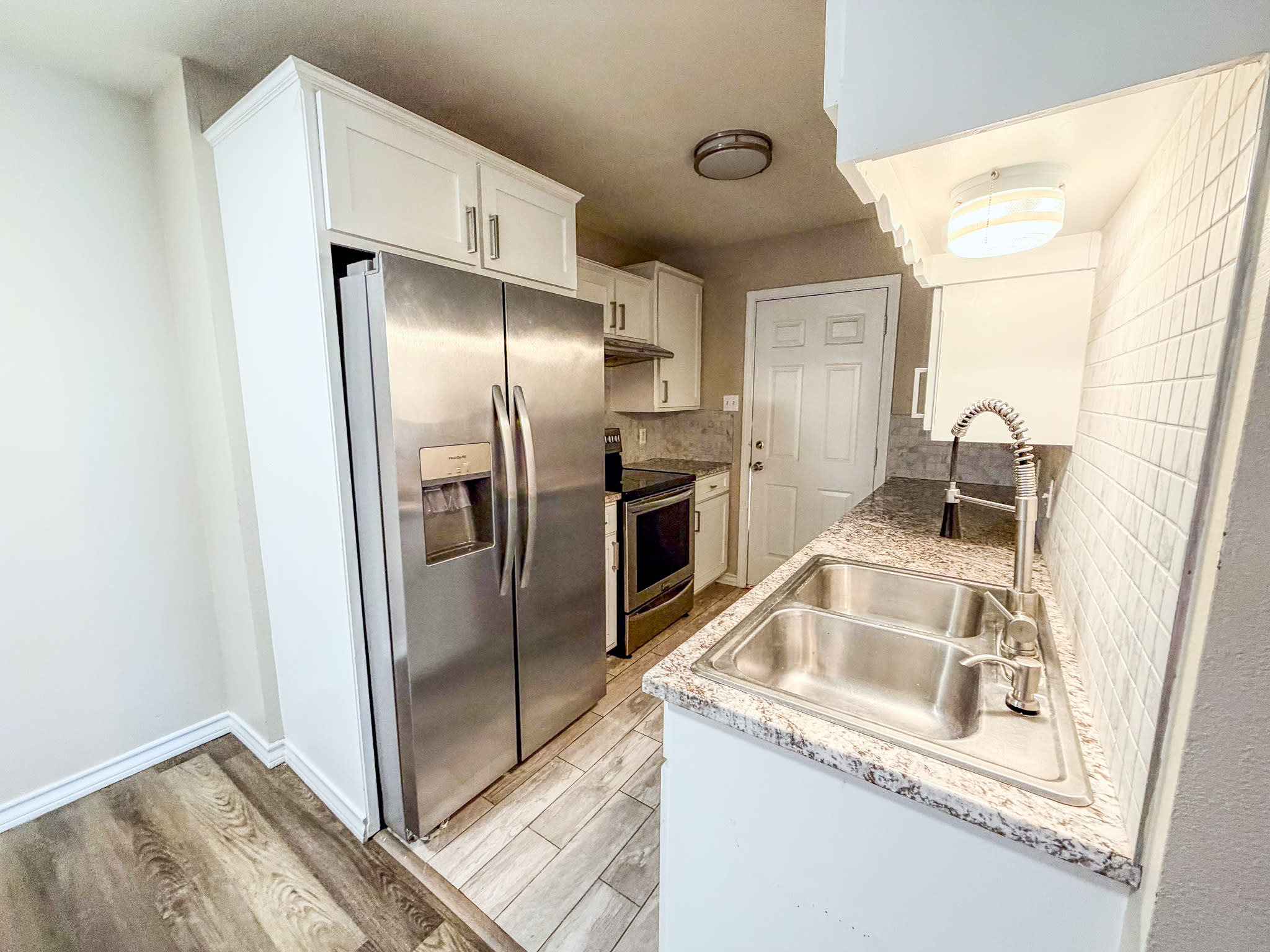 1816 75th St – photo 5