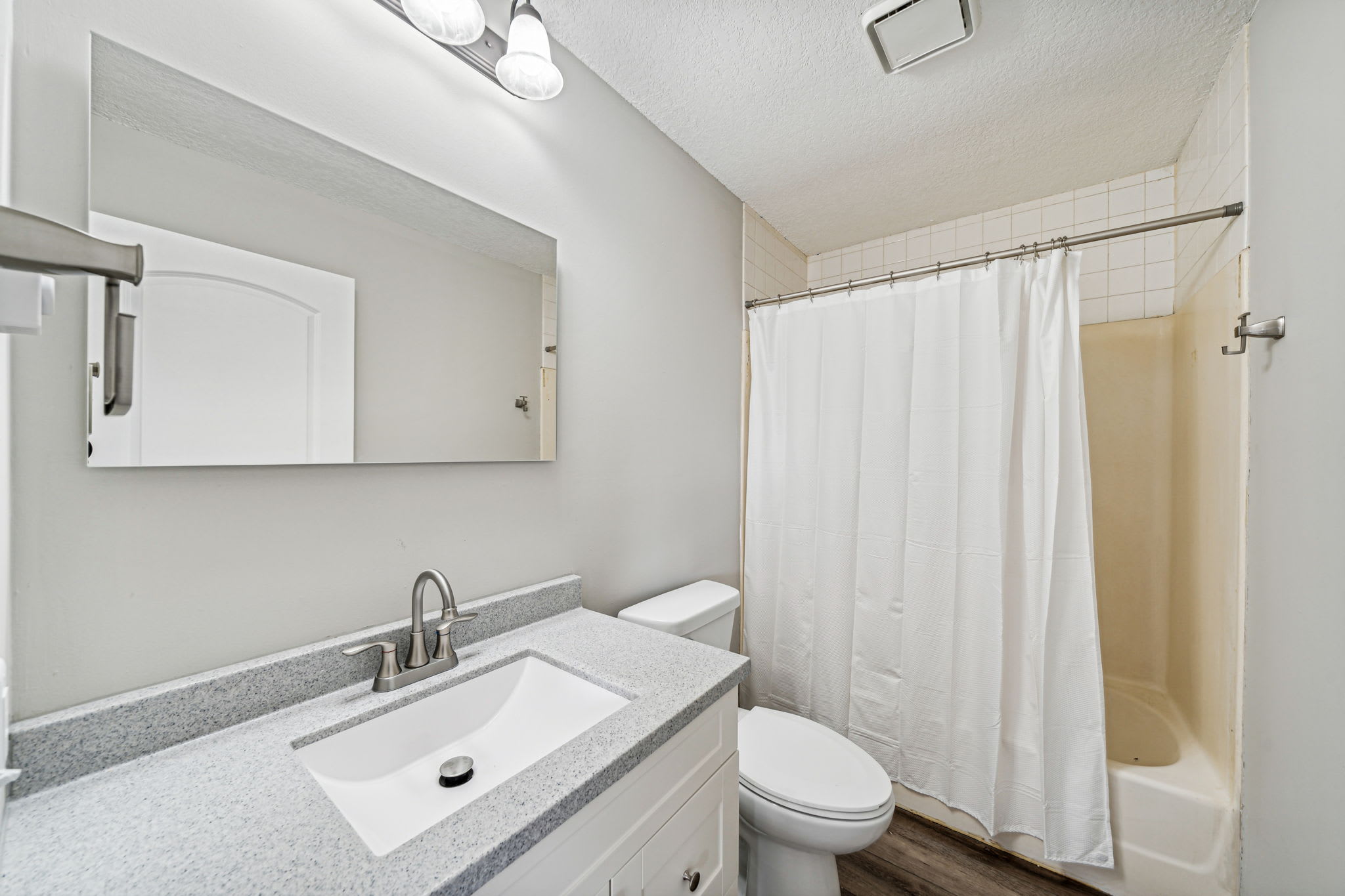 128 Emory Dr – photo 3