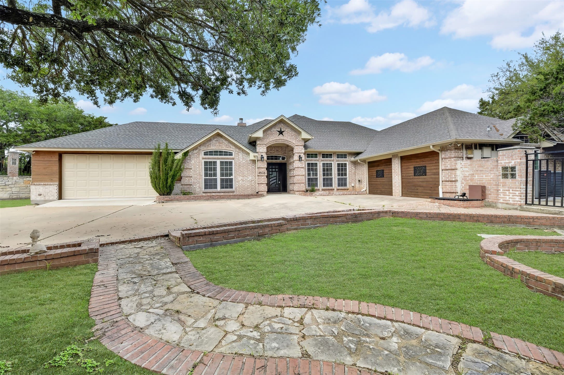 4508 Chavez Court – photo 2