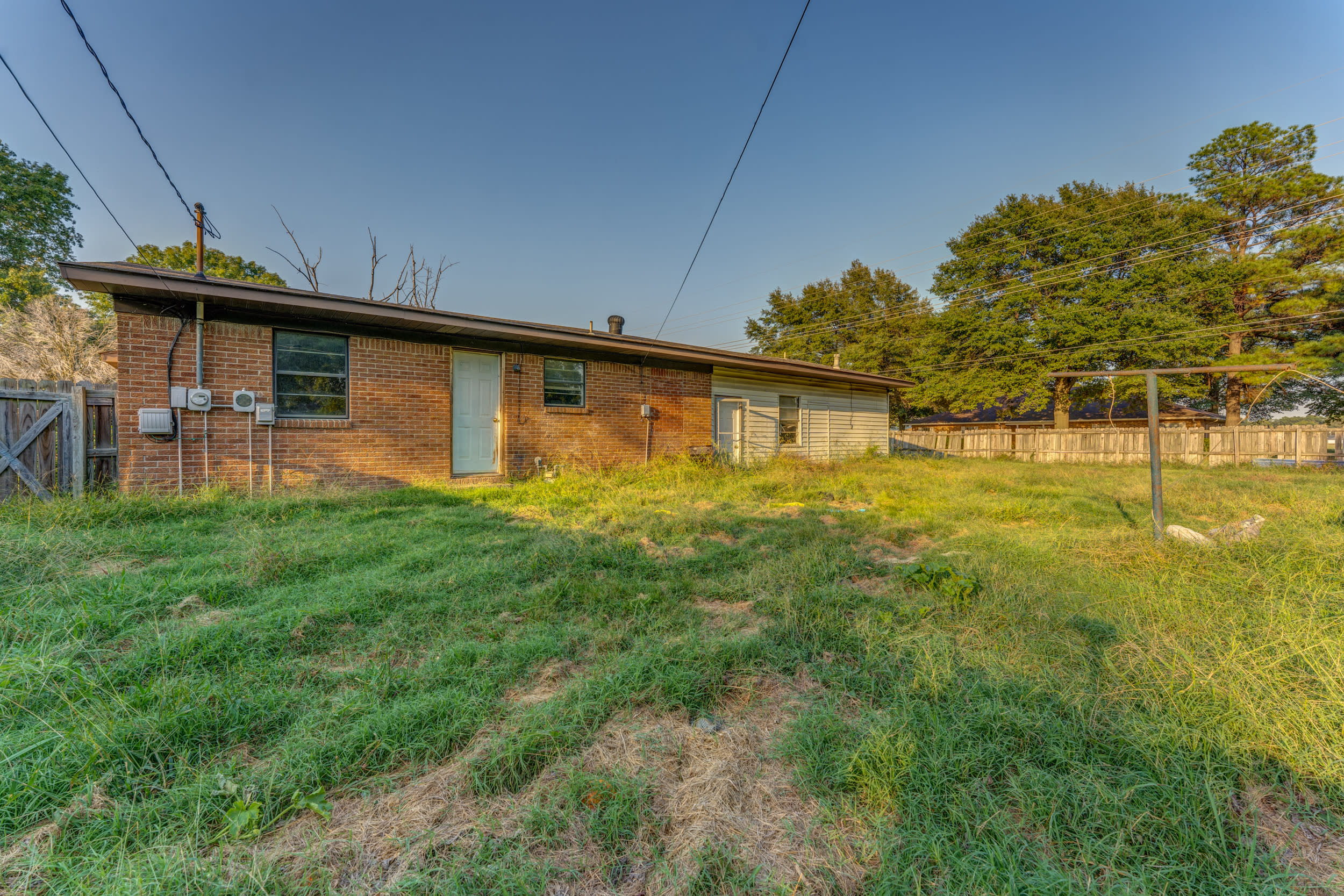 121 Pecan St – photo 5