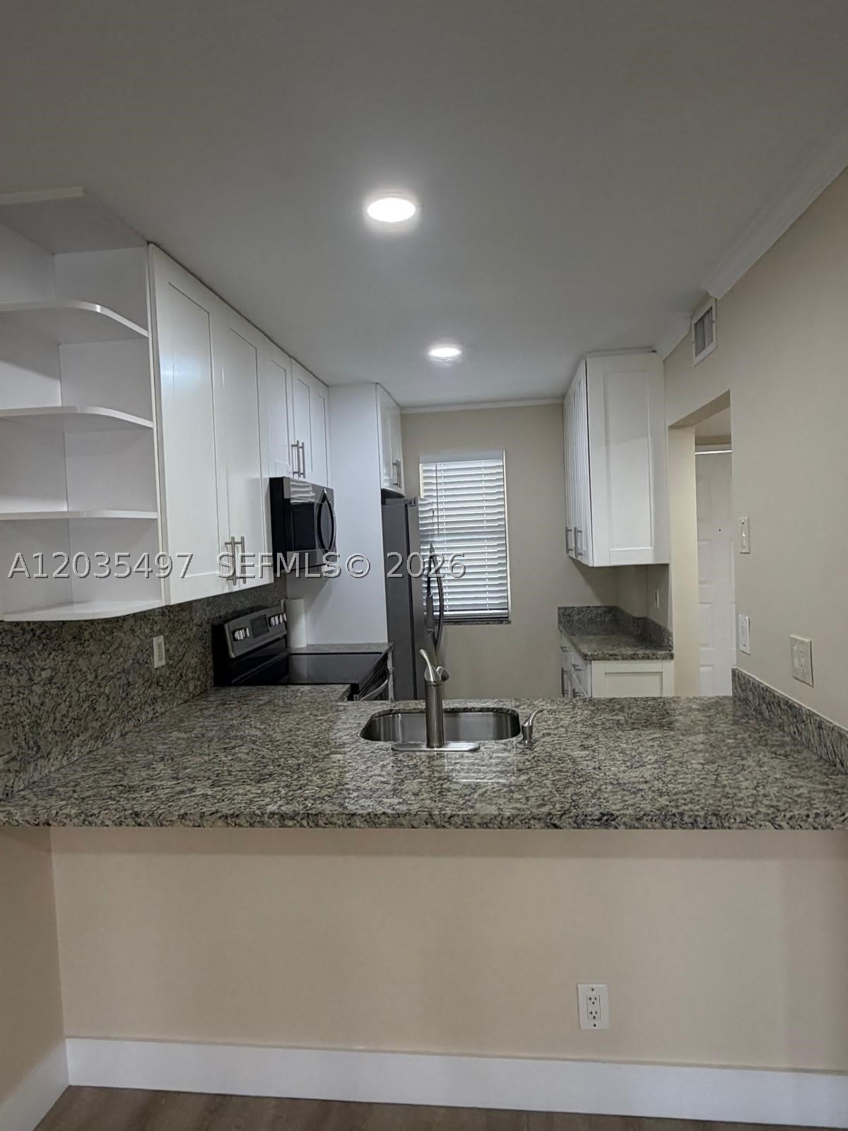 8443 Royal Palm Blvd – photo 4