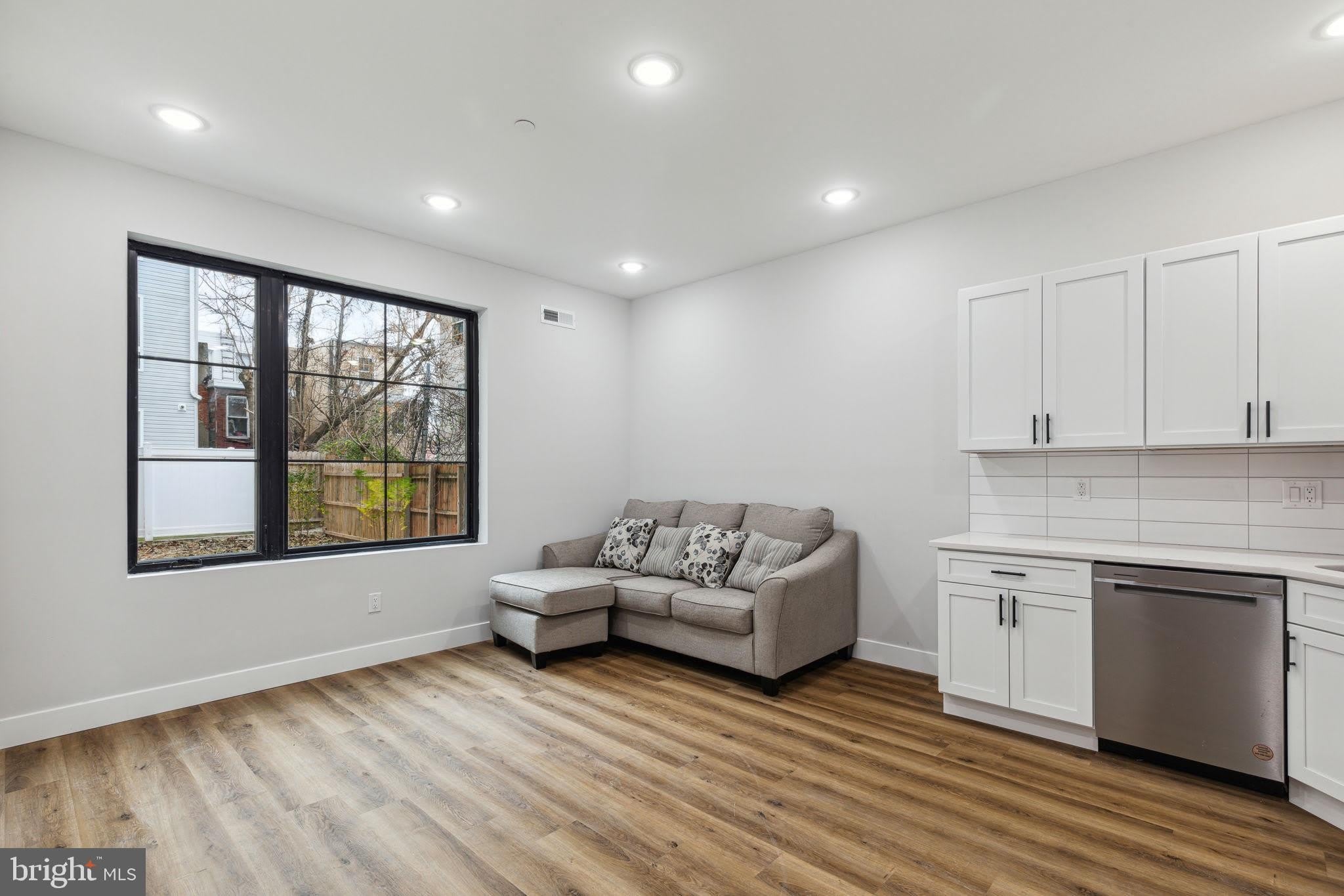 1840-42 N GRATZ Street – photo 2