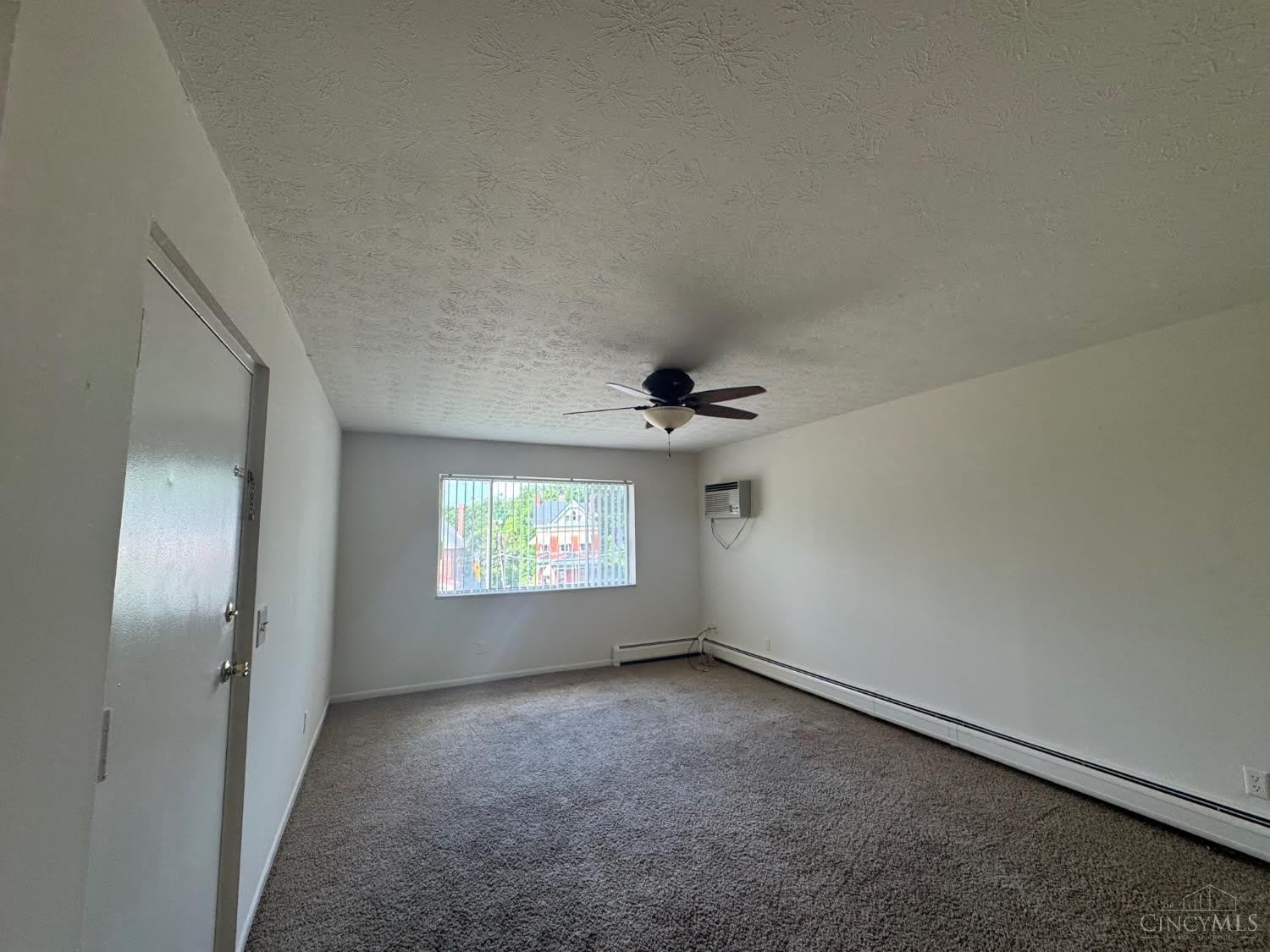 4438 Hamilton Avenue – photo 2