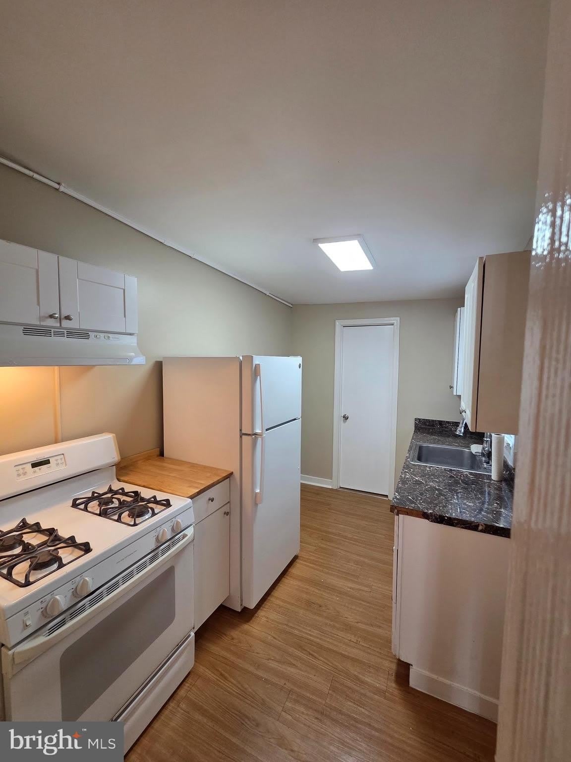 808 E MARION Street – photo 3