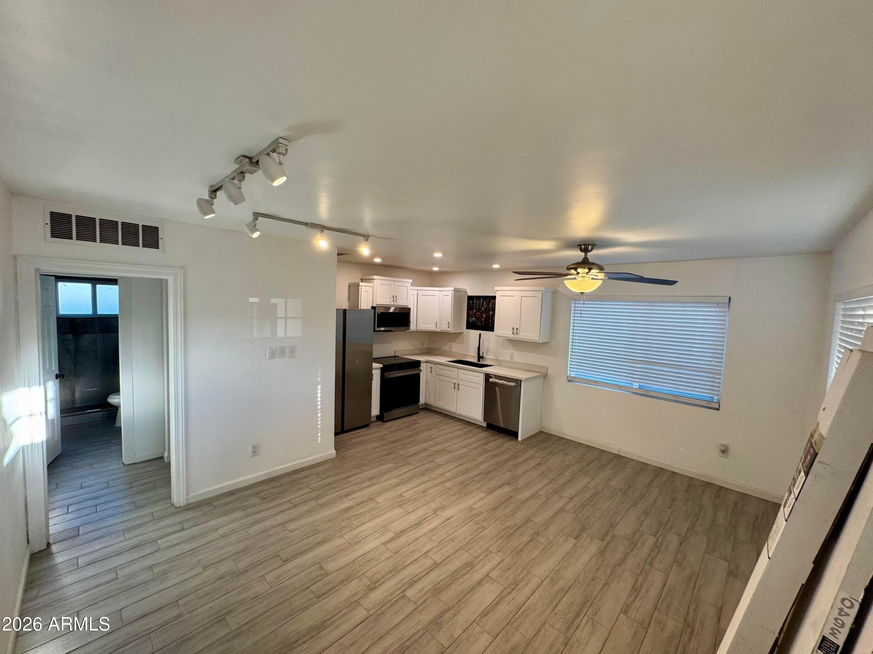 1411 N 5th Street – photo 3